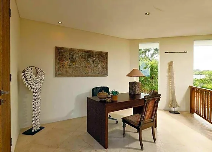 Hill View 6 Bedroom Private Pool Zn46